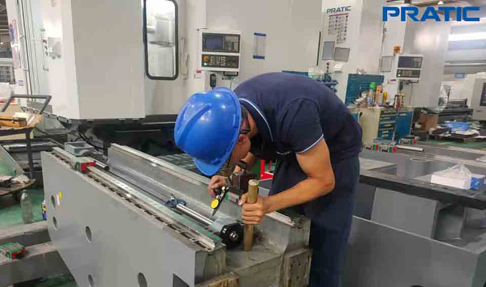 普拉迪設備的質量與保障，都離不開車間每位基層員工的付出。