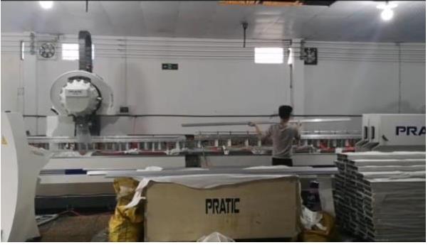 鋁型材cnc加工中心，鋁型材廠家和客戶都喜歡利用它來(lái)加工鋁型材